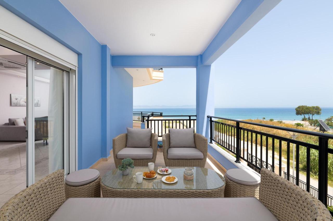 White&Blue Luxury Suites Ialysos  Dış mekan fotoğraf